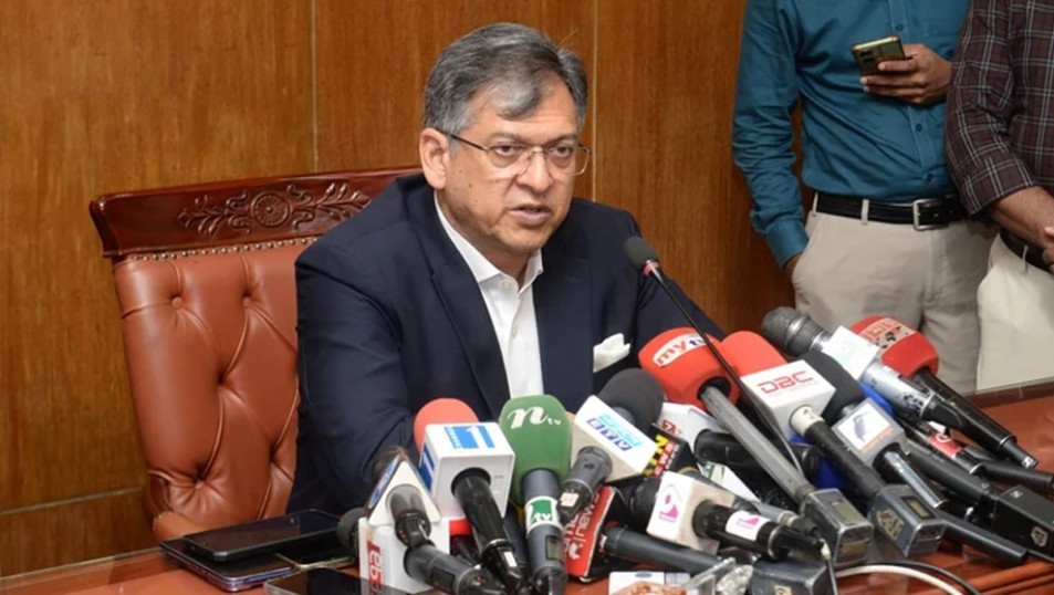 জনপ্রত্যাশা পূরণে সমঝোতার ভিত্তিতে সংবিধান সংশোধন করা হবে: স্বরাষ্ট্রমন্ত্রী